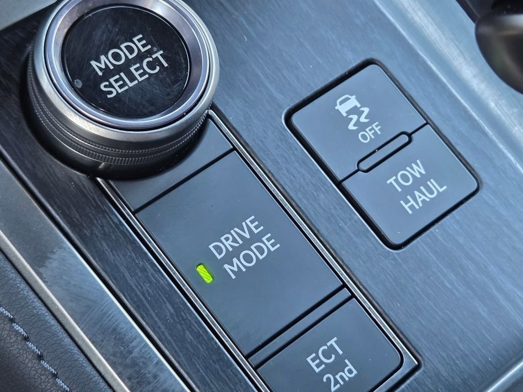 Certified 2024 Lexus GX 550 w/ Accessory Package (Z1) image 19