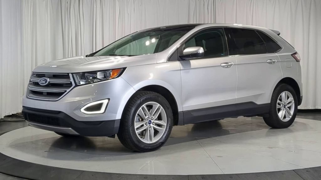Used 2018 Ford Edge SEL w/ Equipment Group 201A AWD/4WD image 5