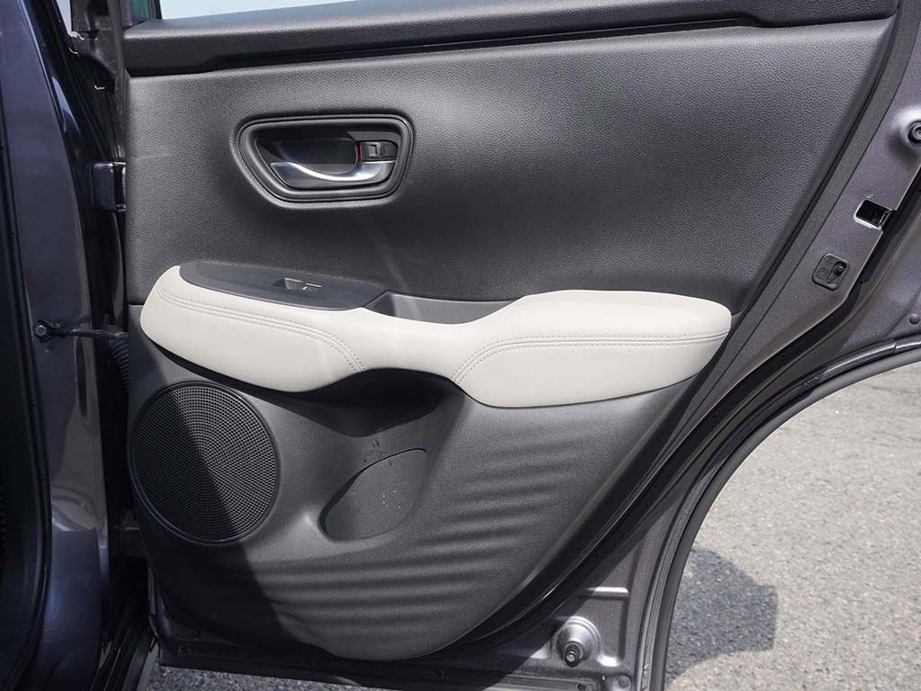 Used 2023 Honda HR-V LX image 19