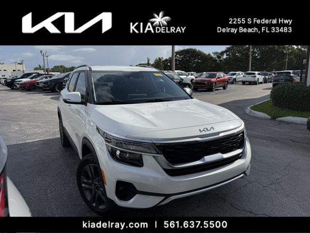Certified 2023 Kia Seltos S w/ Navigation Package FWD image 1