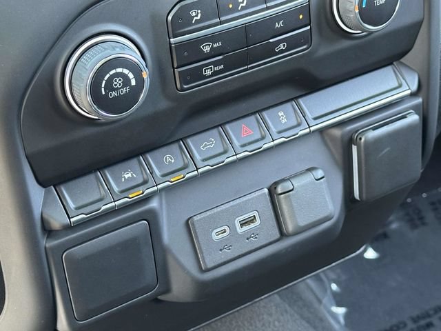 Certified 2022 Chevrolet Silverado 1500 Custom AWD/4WD image 7
