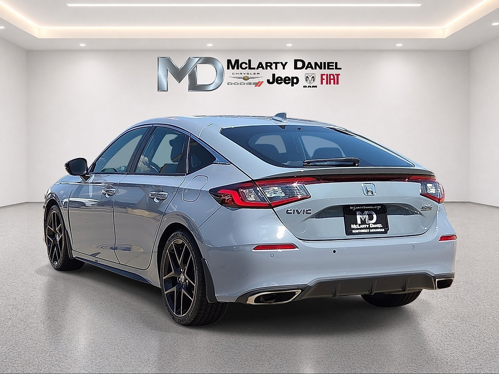Used 2024 Honda Civic Sport Touring image 4