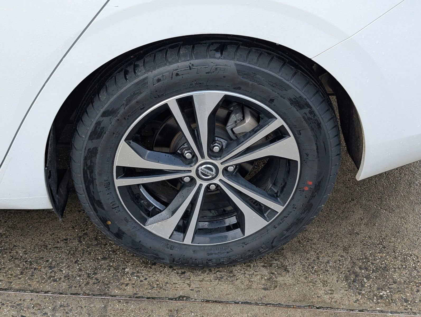 Used 2021 Nissan Sentra SV image 24