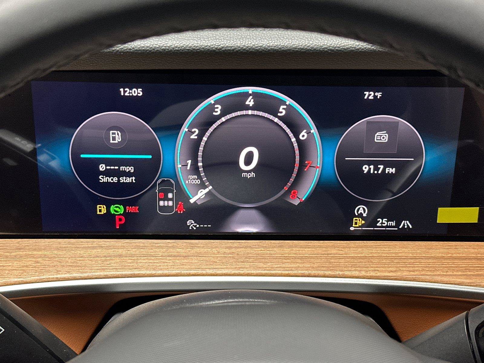 New 2026 Volkswagen Tiguan SEL R-Line AWD/4WD image 24