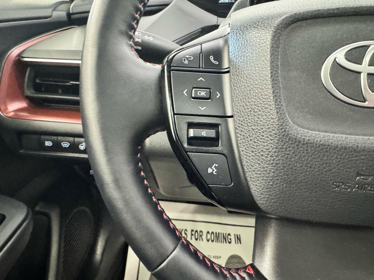 Used 2024 Toyota Prius Prime FWD image 22