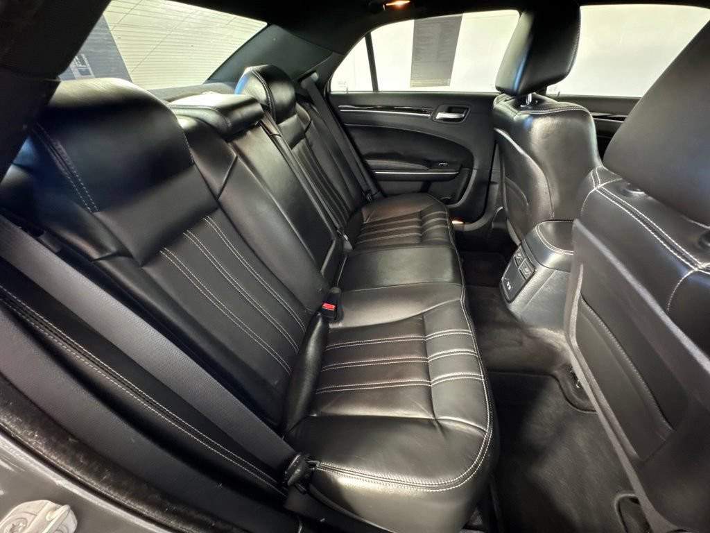 Used 2018 Chrysler 300 S w/ 300S Premium Group AWD/4WD image 42