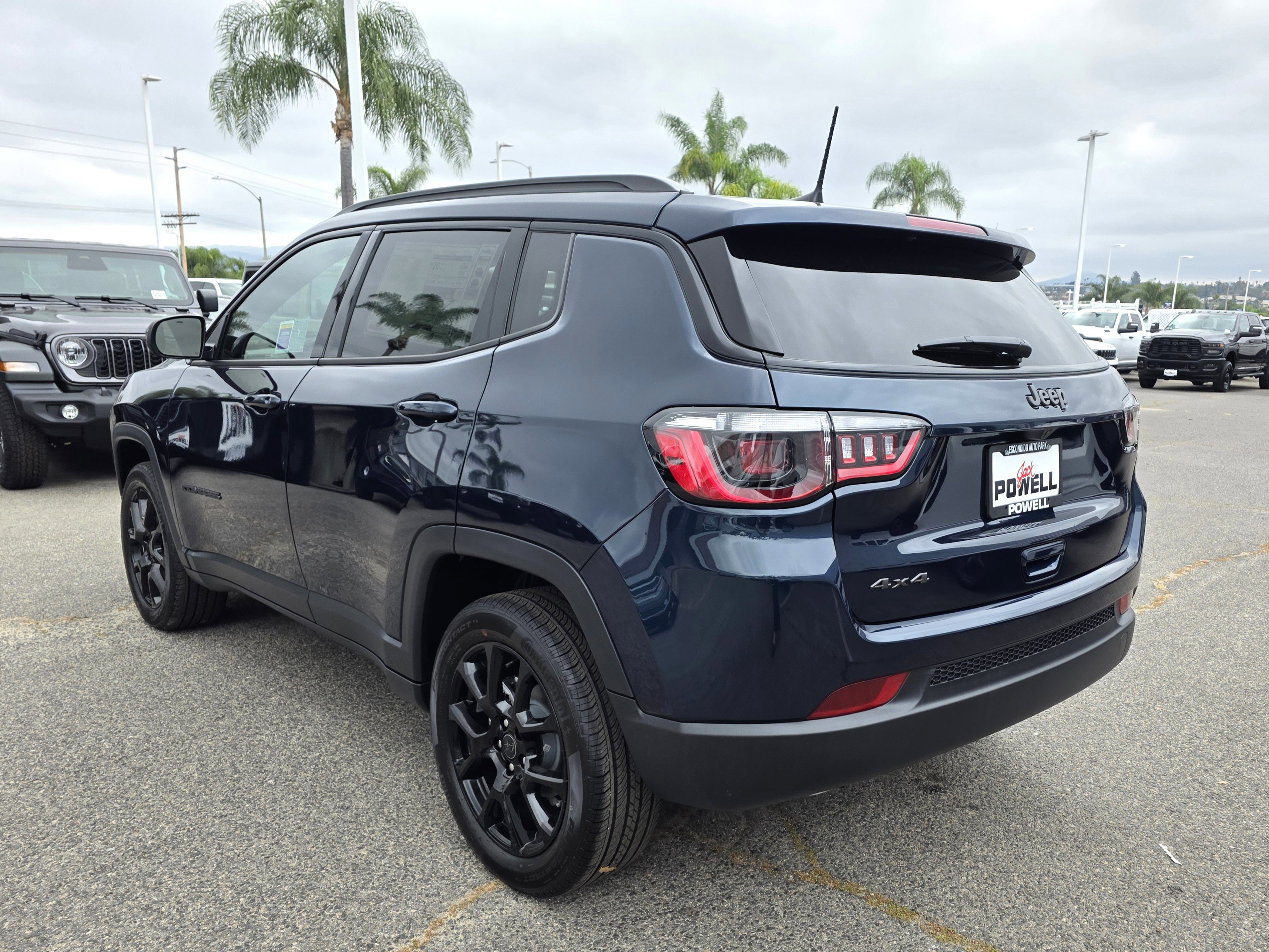 New 2026 Jeep Compass Latitude image 3