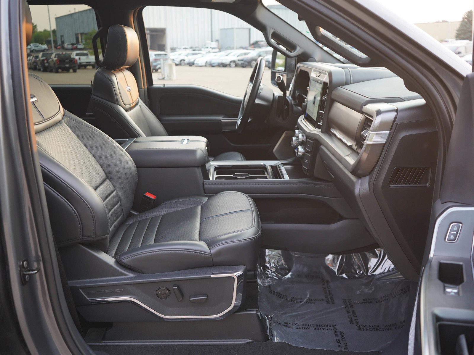 Used 2026 Ford F250 Platinum AWD/4WD image 10