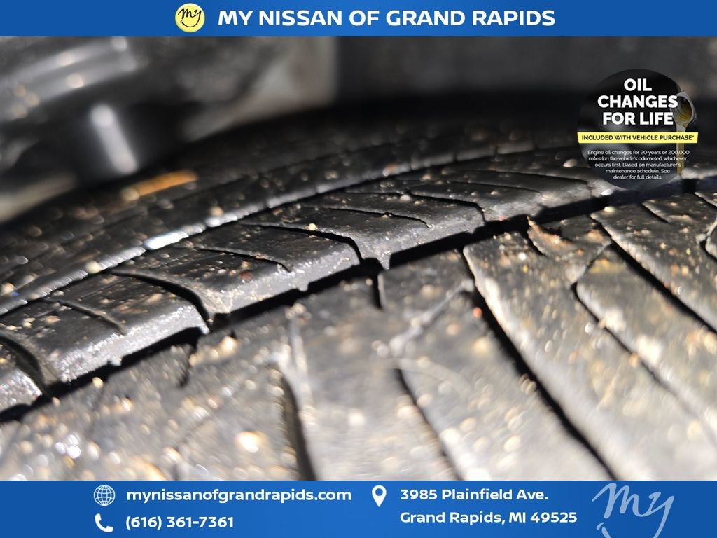 Used 2022 Nissan Sentra SV w/ Trunk Package image 43