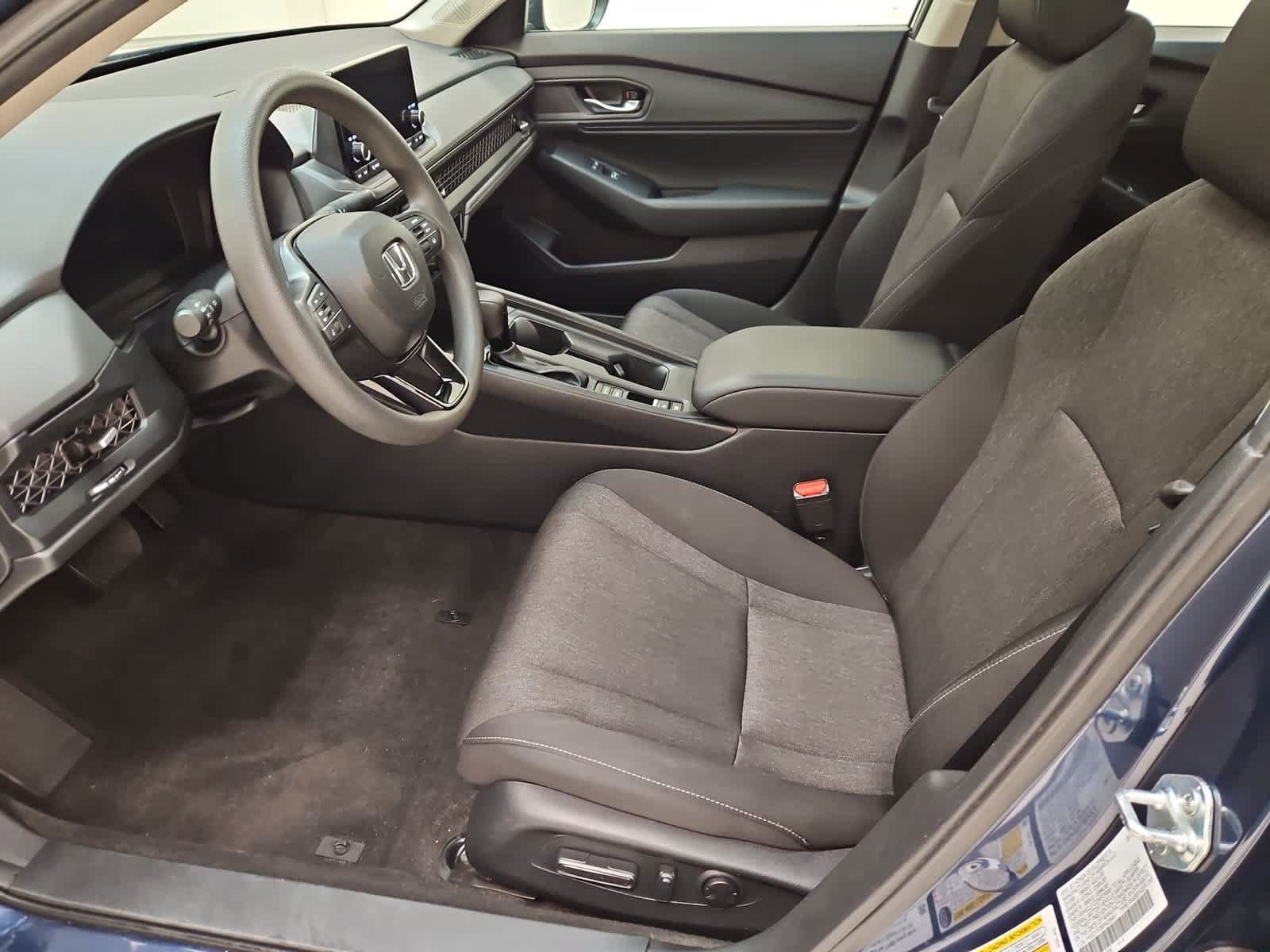 Certified 2023 Honda Accord EX image 18
