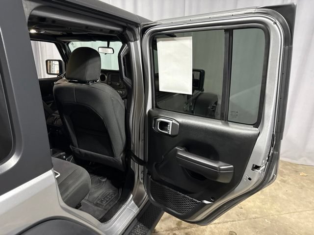 Used 2020 Jeep Wrangler Unlimited Sport AWD/4WD image 29