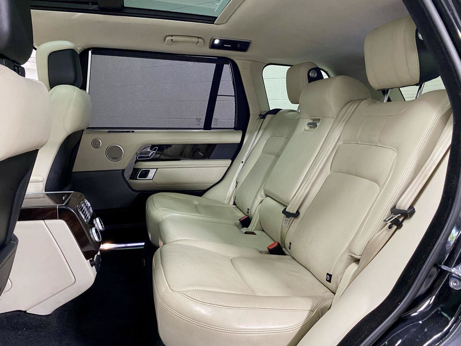 Used 2020 Land Rover Range Rover Long Wheelbase HSE AWD/4WD image 19