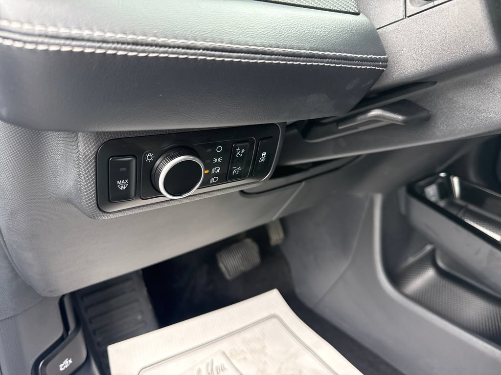 Used 2024 Ford Mustang Mach-E Premium AWD/4WD image 26