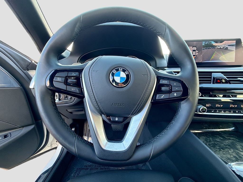 Used 2019 BMW 540i xDrive w/ Convenience Package image 39