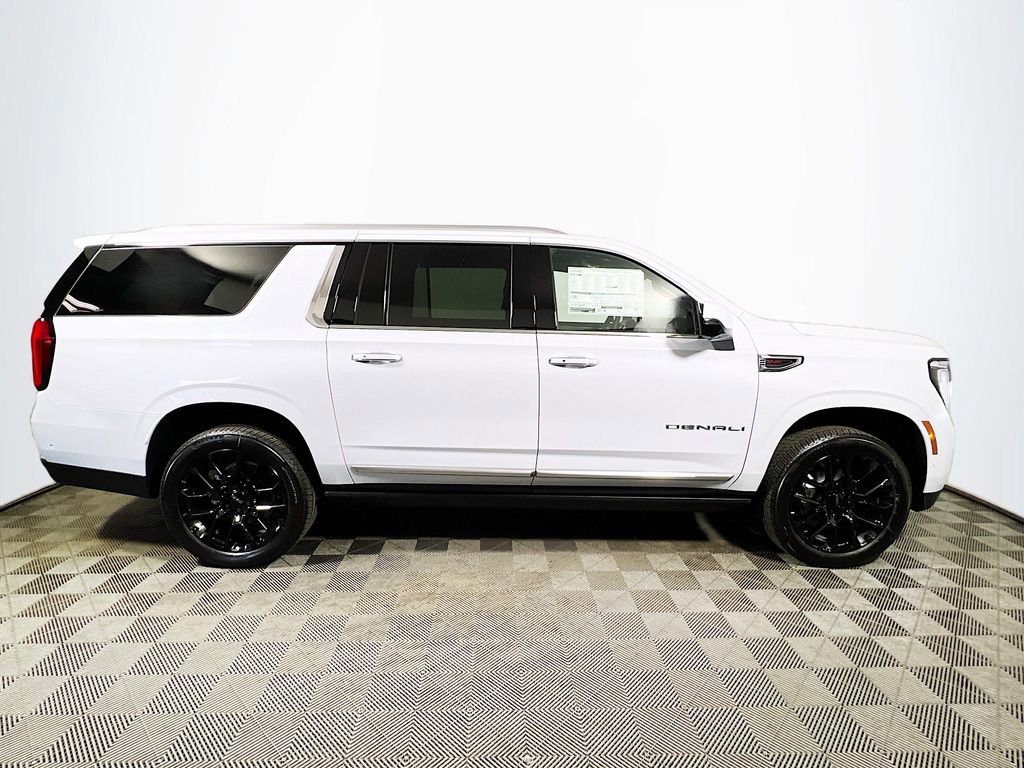 New 2026 GMC Yukon XL Denali image 8