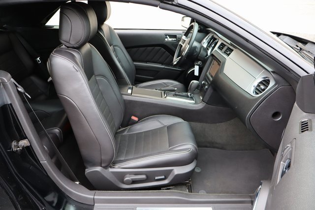Used 2014 Ford Mustang GT w/ Electronics Package image 26