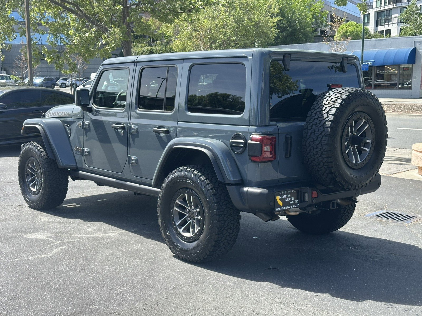 Used 2024 Jeep Wrangler Unlimited Rubicon 392 image 12