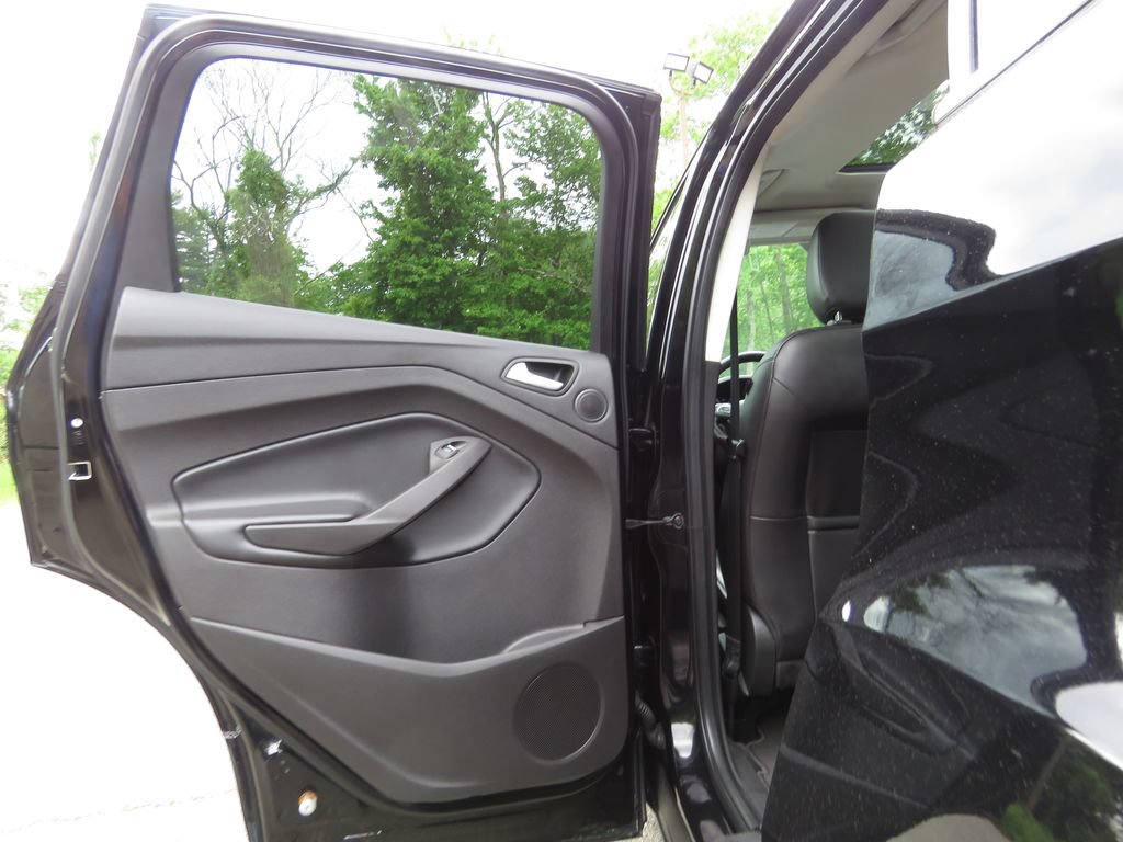 Used 2019 Ford Escape Titanium AWD/4WD image 19