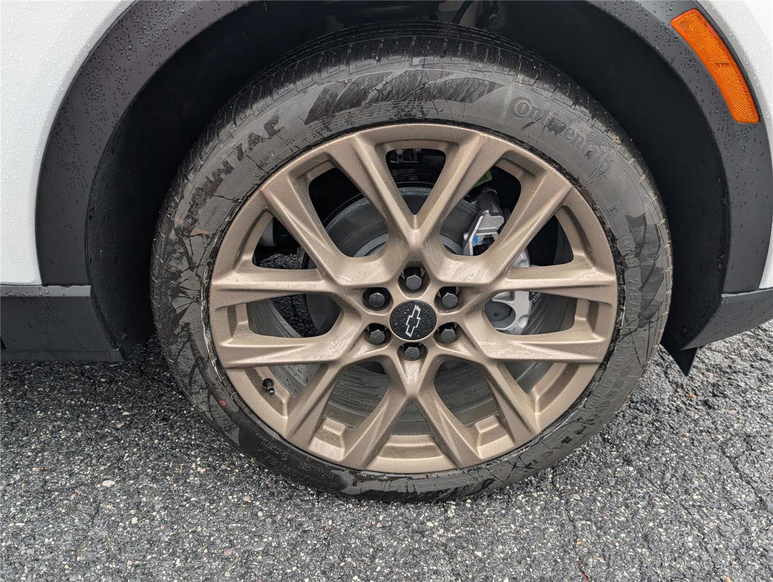 New 2026 Chevrolet Equinox EV LT w/ LPO, Tech Bronze Package image 5