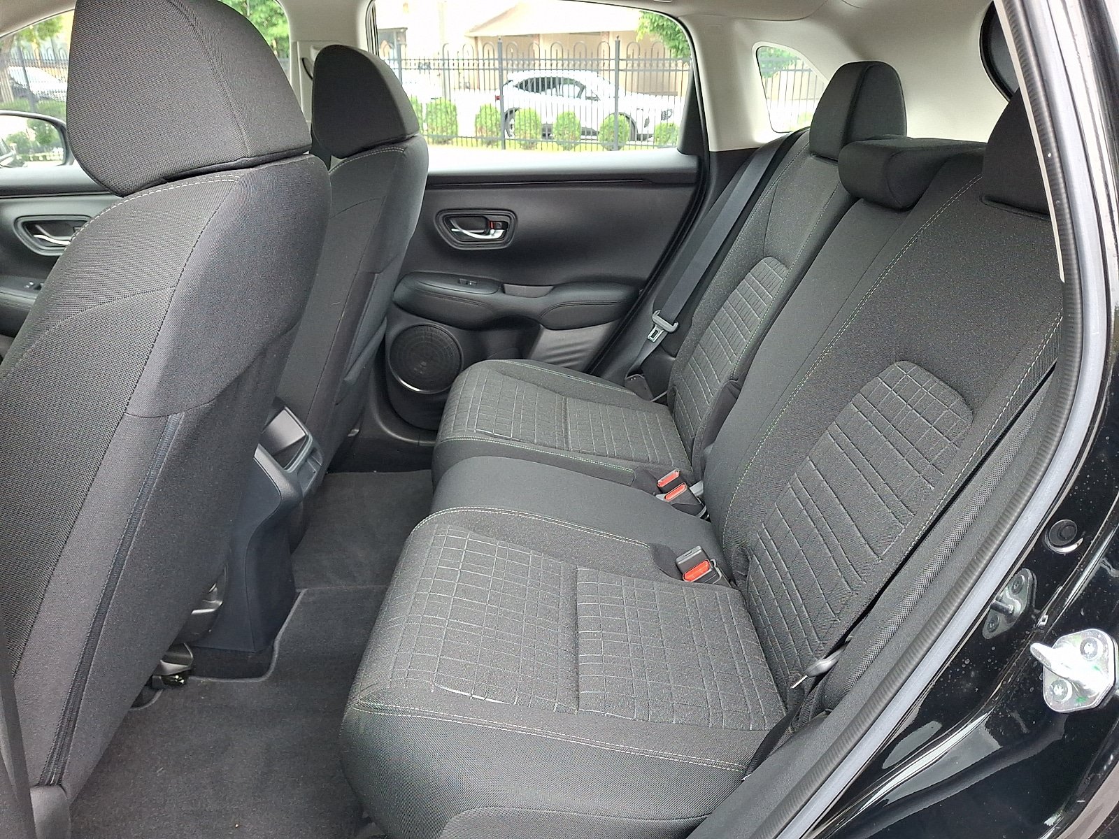 Used 2024 Honda HR-V LX image 10