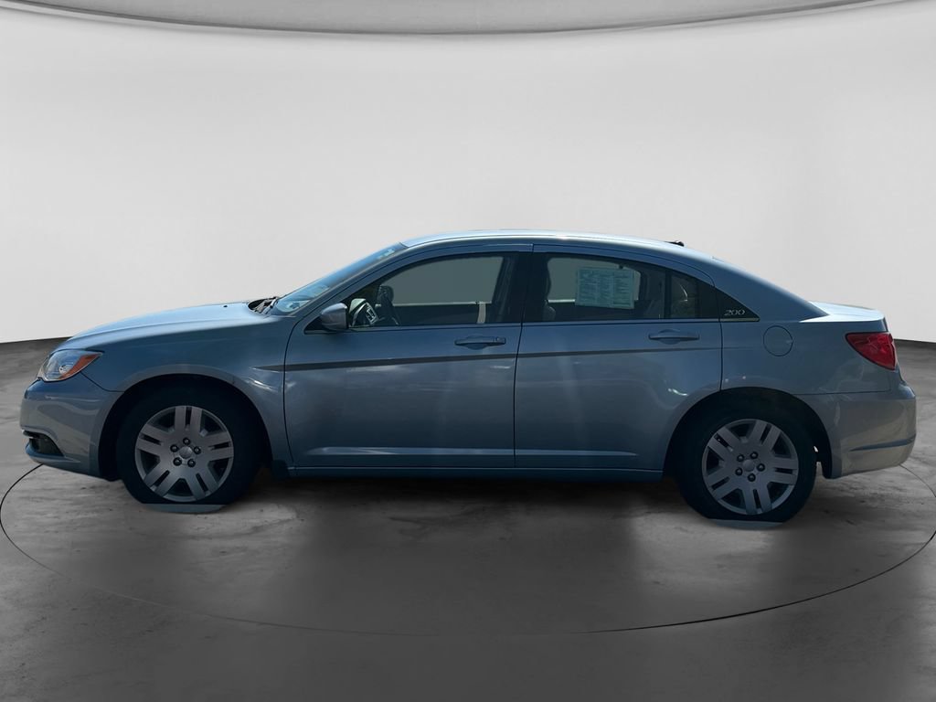 Used 2013 Chrysler 200 LX FWD image 6