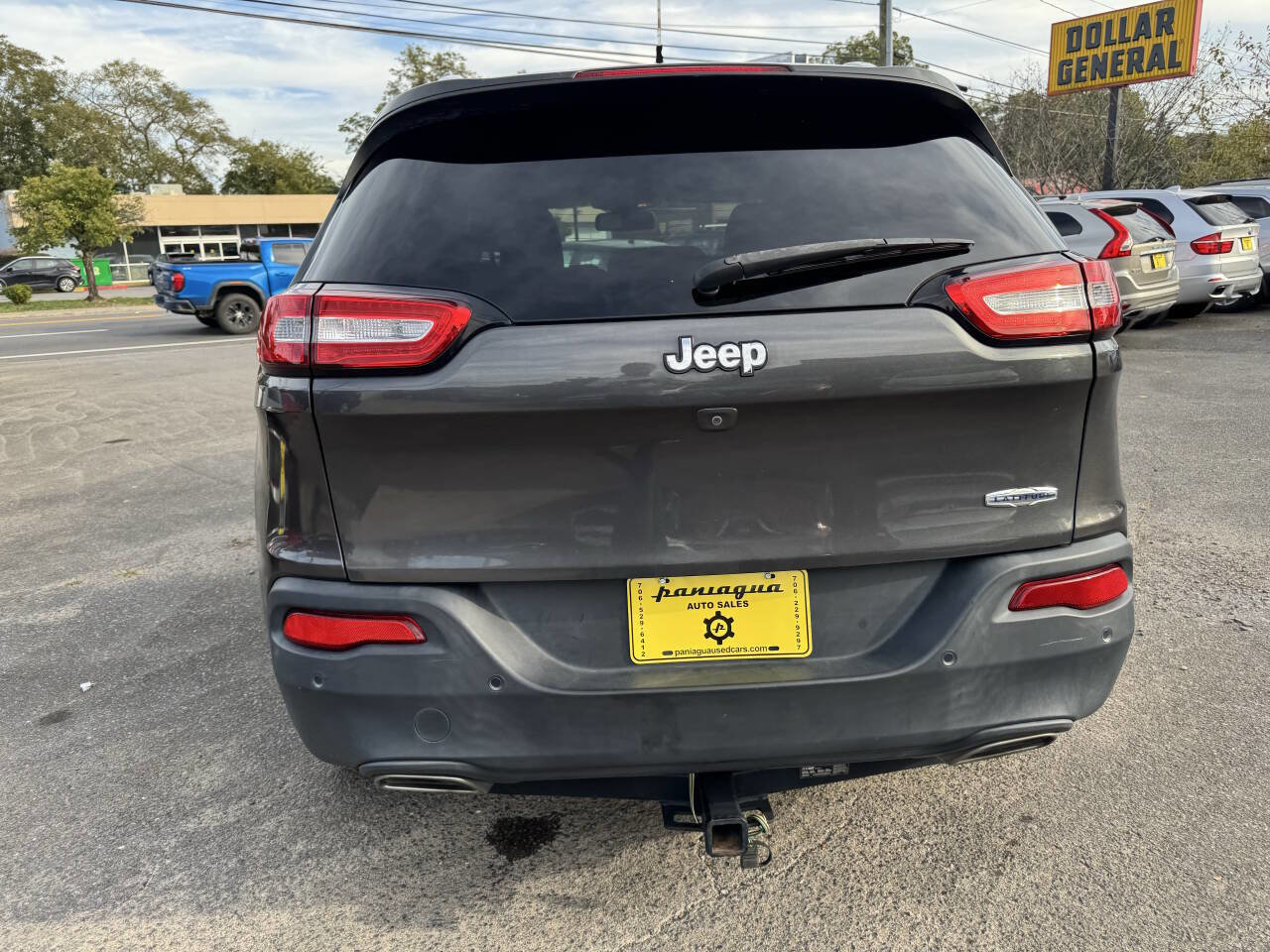 Used 2017 Jeep Cherokee Latitude w/ Safety/Convenience Group image 11