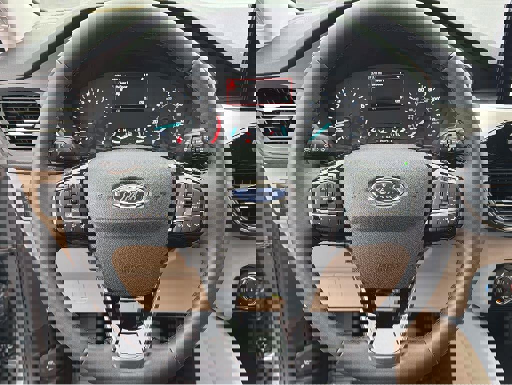 Used 2022 Ford Escape SEL image 15