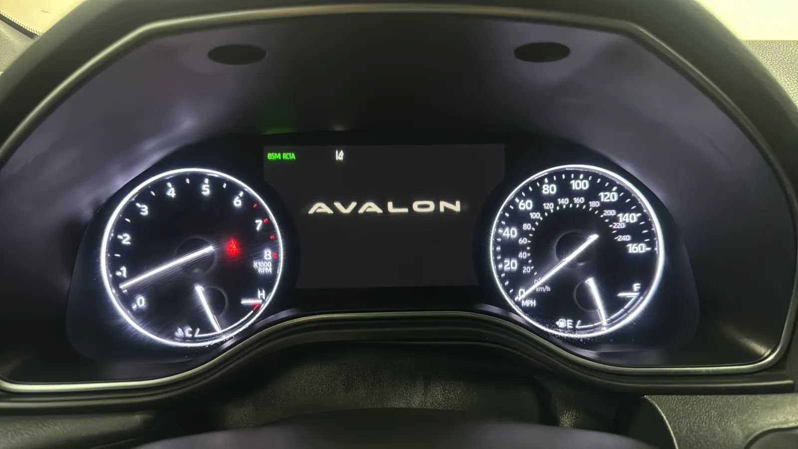 Used 2019 Toyota Avalon XSE w/ Carpet Mat Package FWD image 11