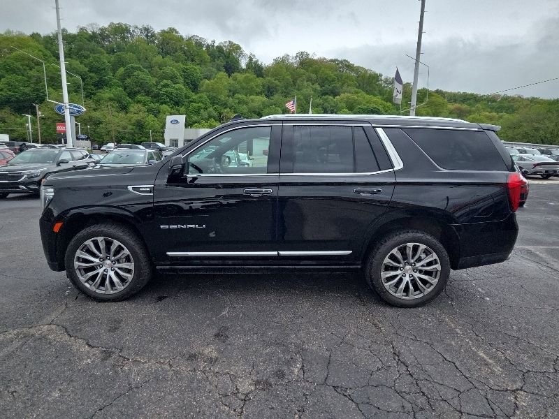 Used 2021 GMC Yukon Denali w/ Denali Premium Package AWD/4WD image 4