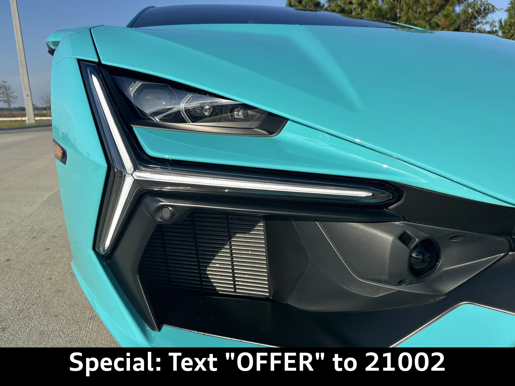 Used 2024 Lamborghini Revuelto image 12