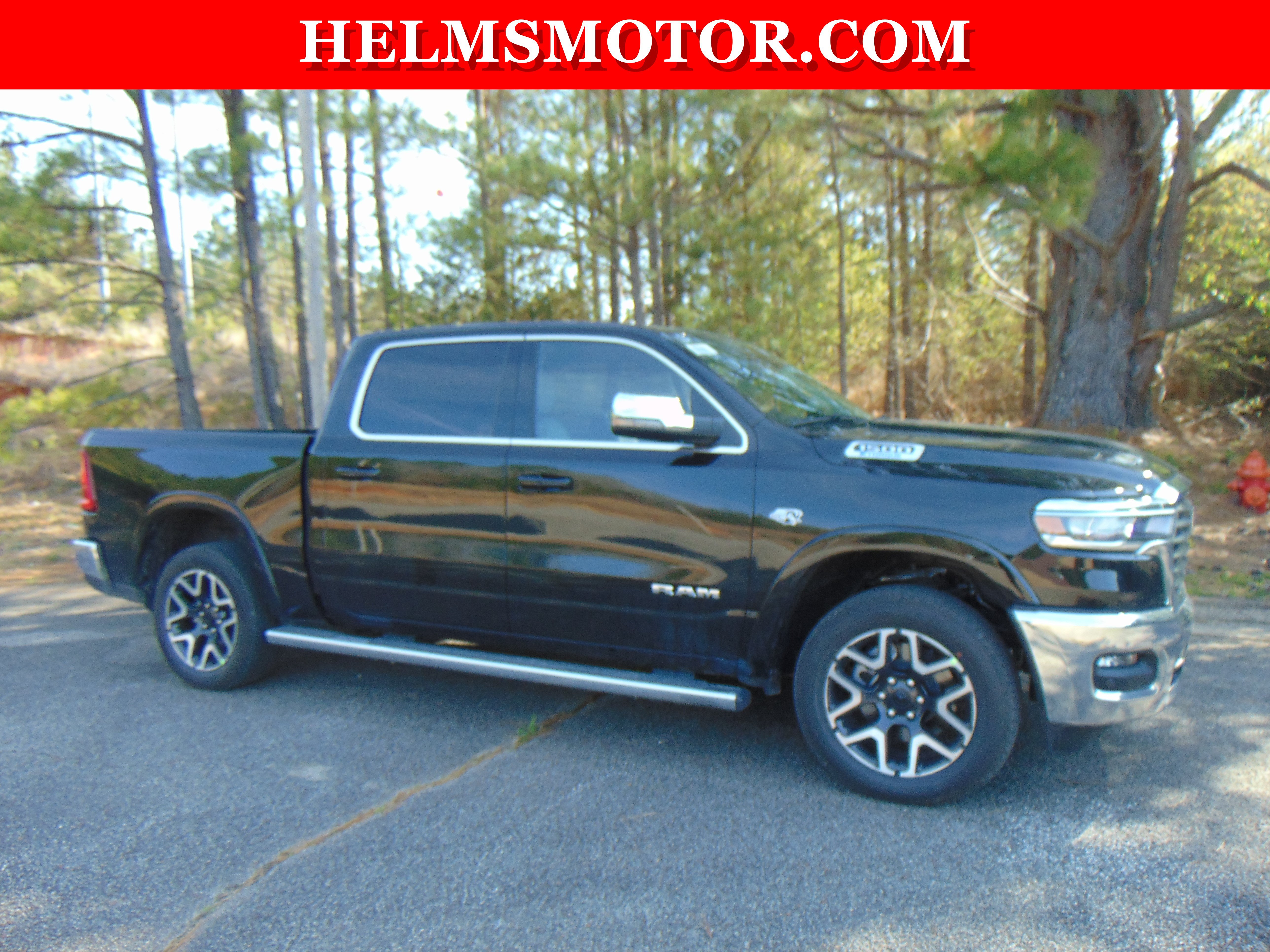 New 2026 RAM 1500 Laramie AWD/4WD image 2