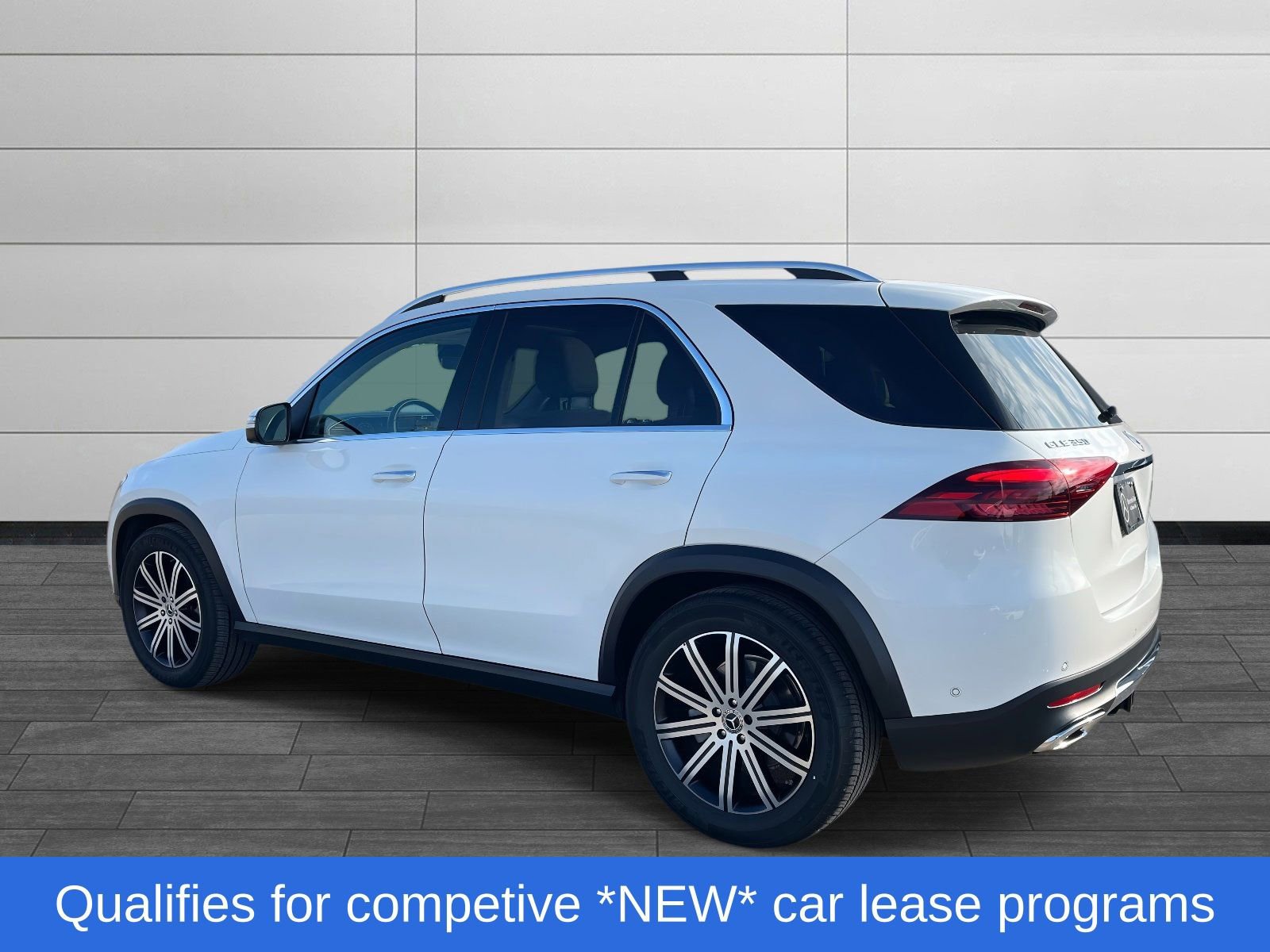 Used 2025 Mercedes-Benz GLE 350 4MATIC image 4