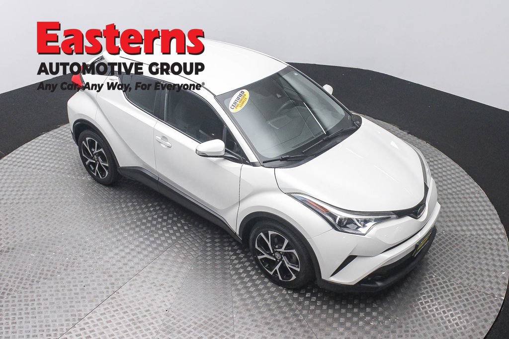 Used 2018 Toyota C-HR XLE FWD image 3