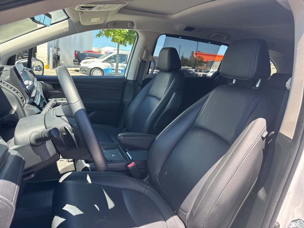 Used 2025 Honda Odyssey EX-L image 14