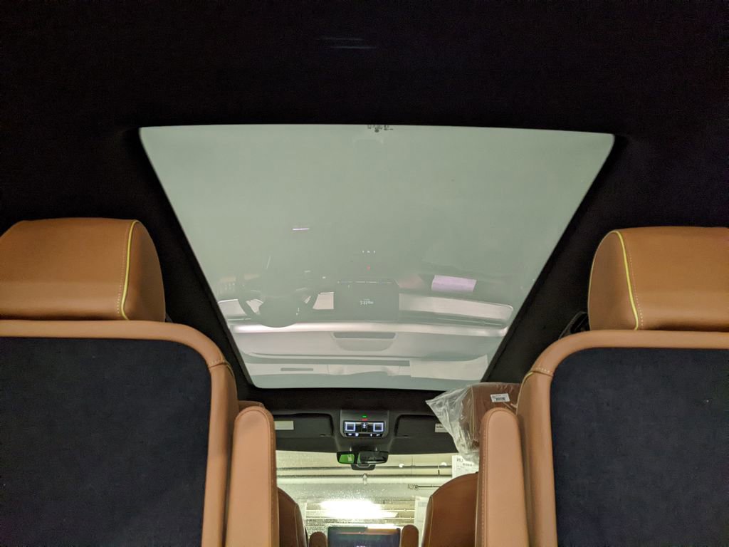 New 2025 Volkswagen ID. Buzz Pro S Plus AWD/4WD image 13