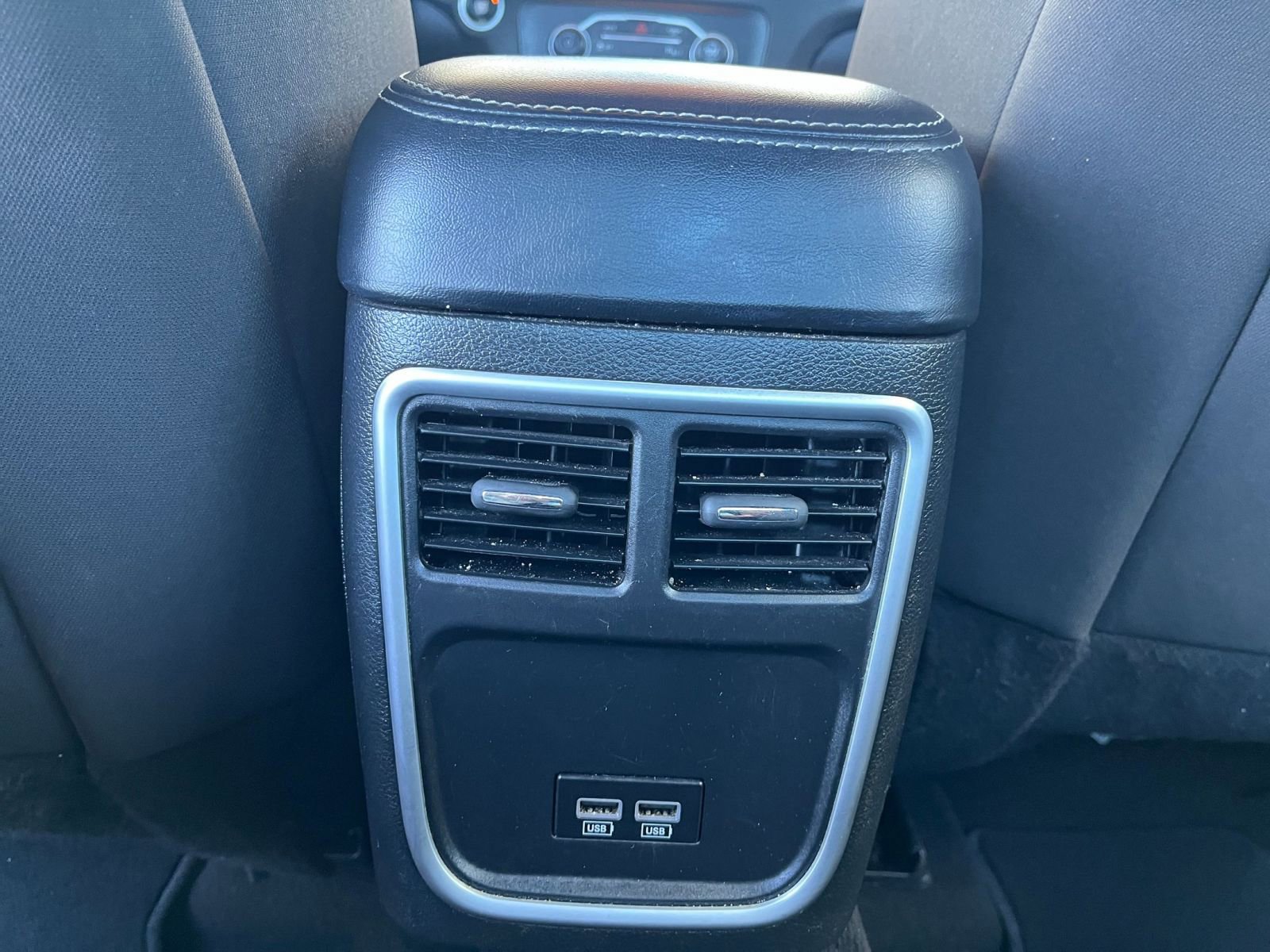 Used 2022 Dodge Charger SXT image 24