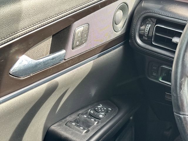 Used 2021 Lincoln Nautilus Reserve w/ Monochromatic Package image 35