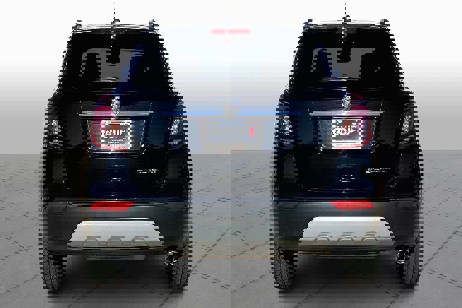 Used 2022 Buick Encore Preferred w/ Safety Package FWD image 5