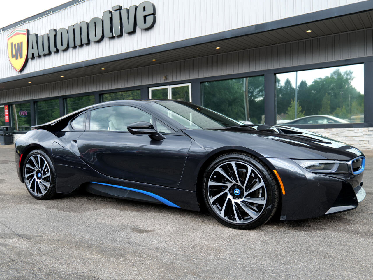 Used 2015 BMW i8 image 63