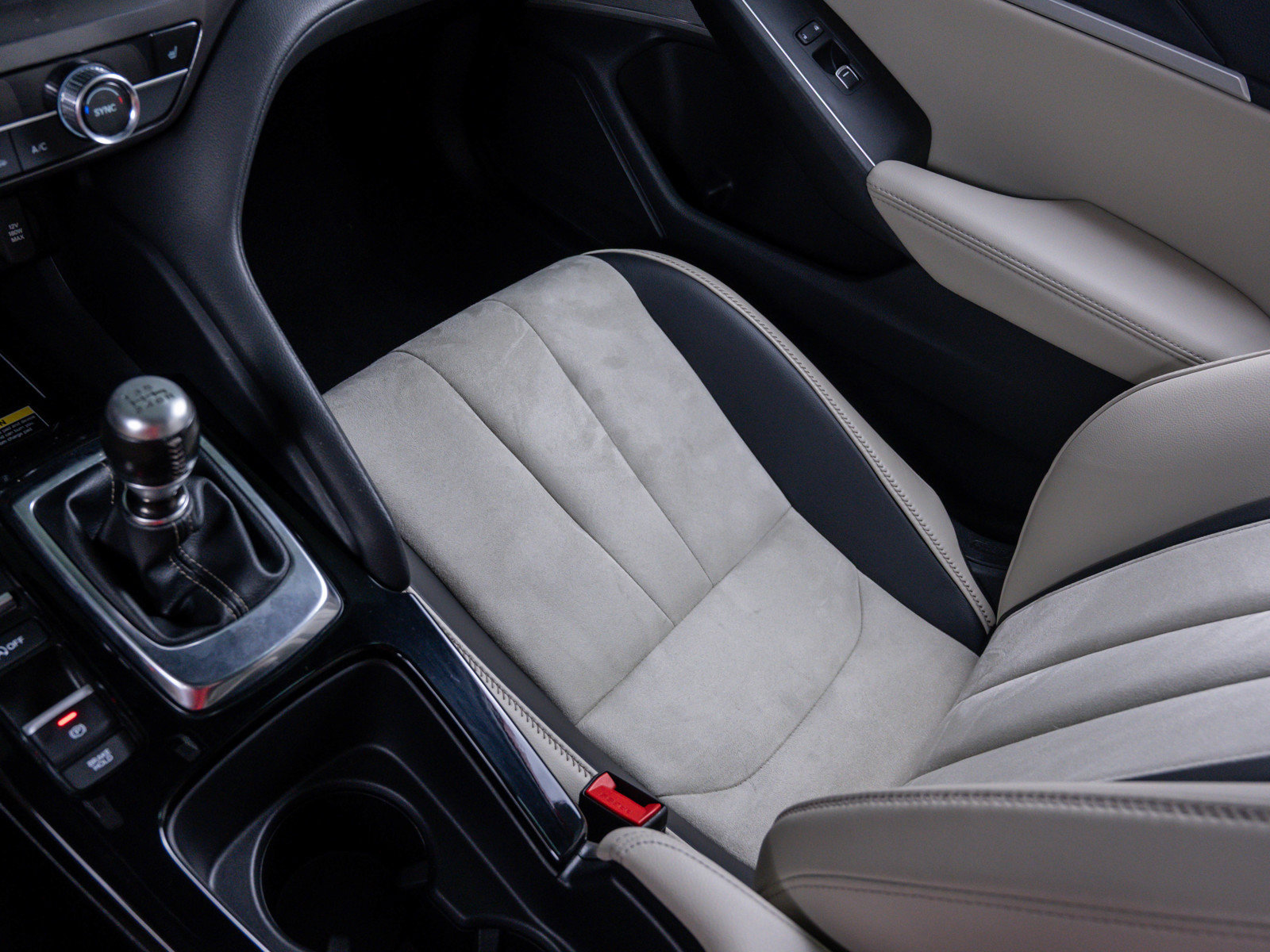 Used 2023 Acura Integra A-Spec image 27