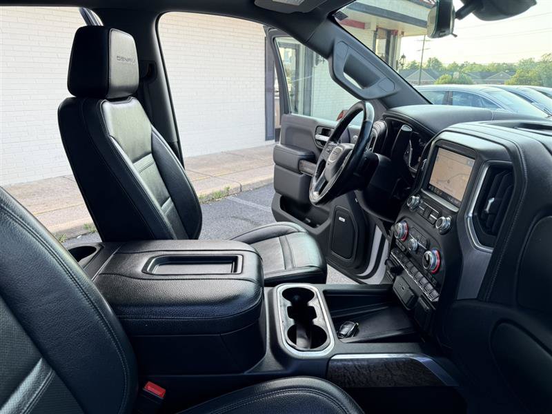 Used 2020 GMC Sierra 1500 Denali w/ Denali Ultimate Package AWD/4WD image 14