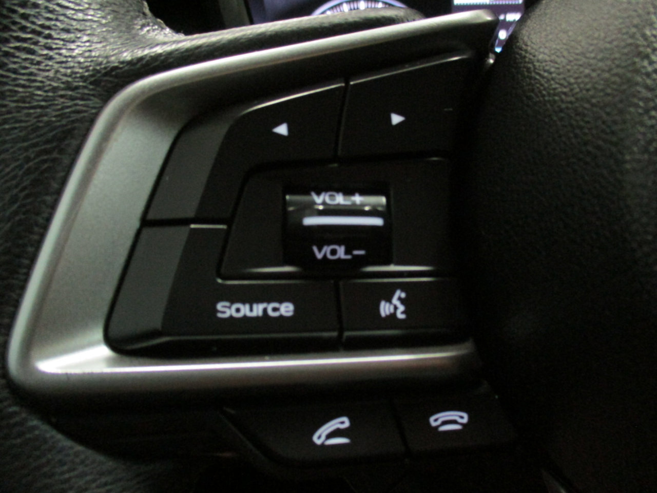 Used 2021 Subaru Outback Limited image 22