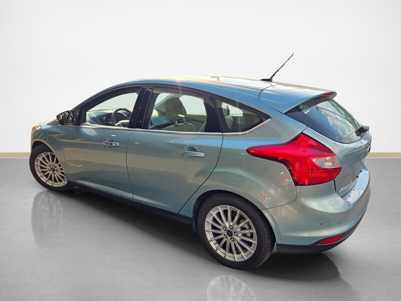 Used 2012 Ford Focus Electric Hatchback FWD image 6