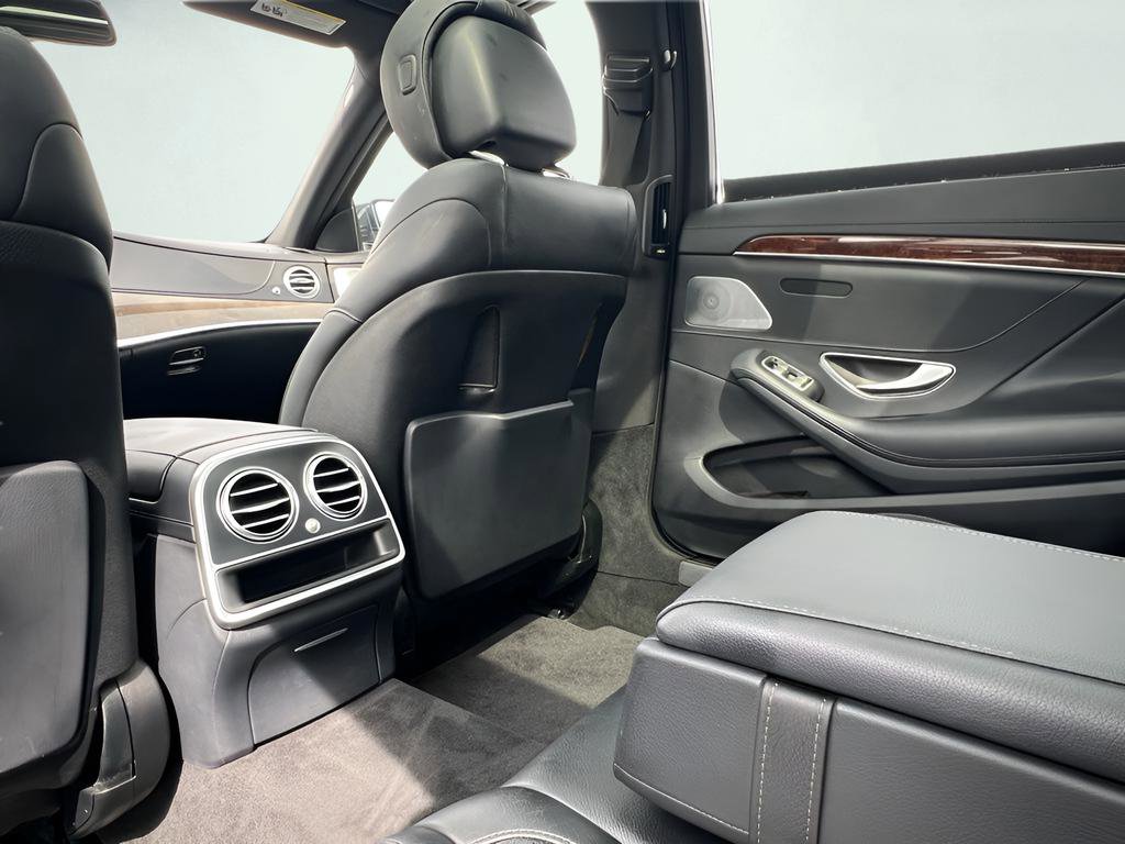 Used 2015 Mercedes-Benz S 550 4MATIC Sedan image 18