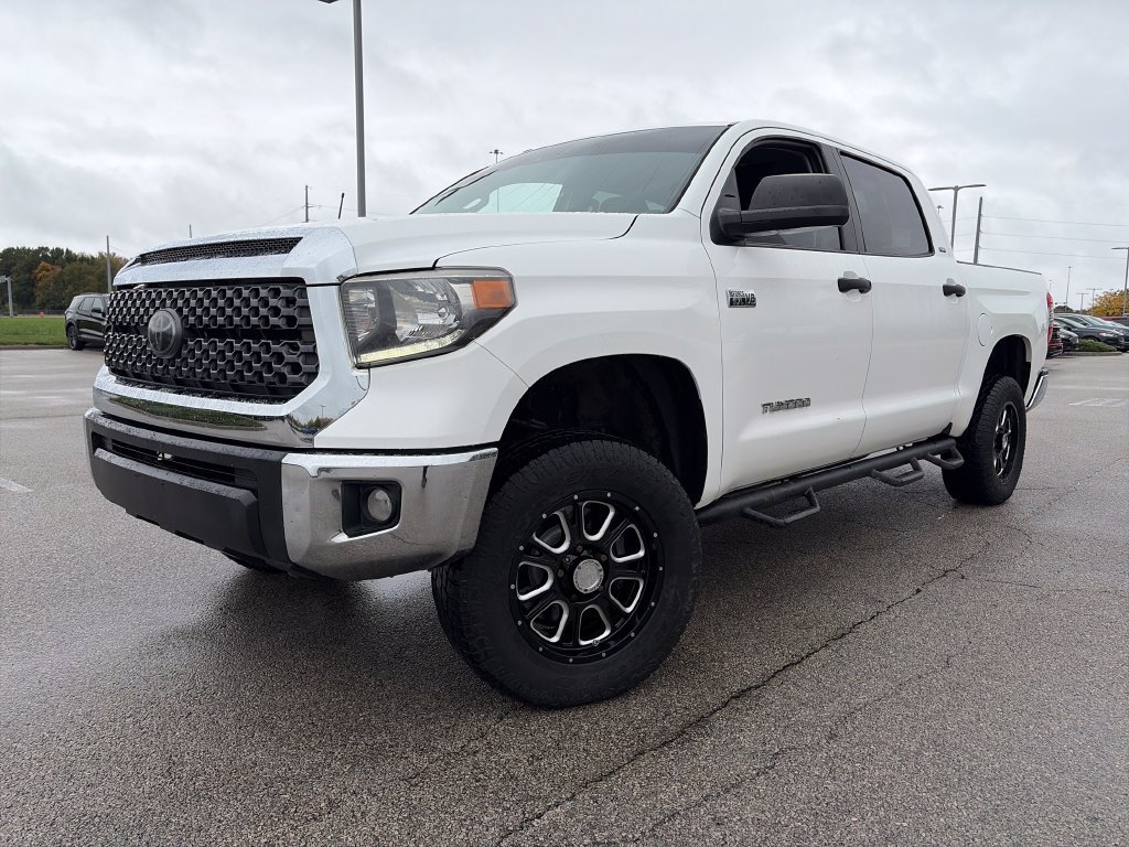 Used 2018 Toyota Tundra SR5 AWD/4WD image 3