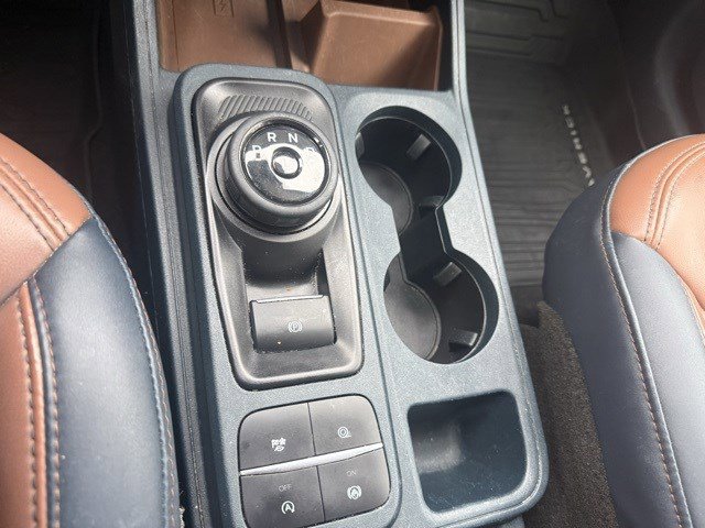 Used 2022 Ford Maverick Lariat w/ Lariat Luxury Package image 16