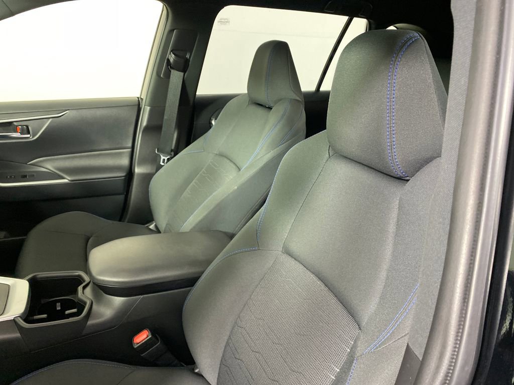 Certified 2023 Toyota RAV4 SE image 9