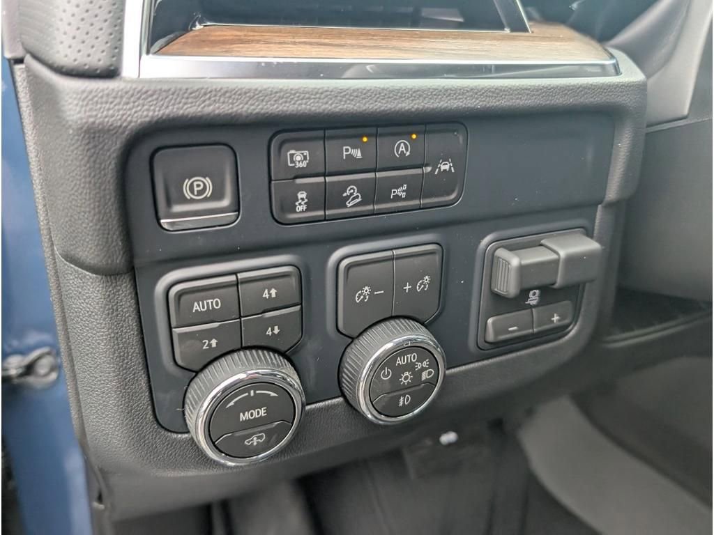 New 2026 Chevrolet Tahoe High Country image 16