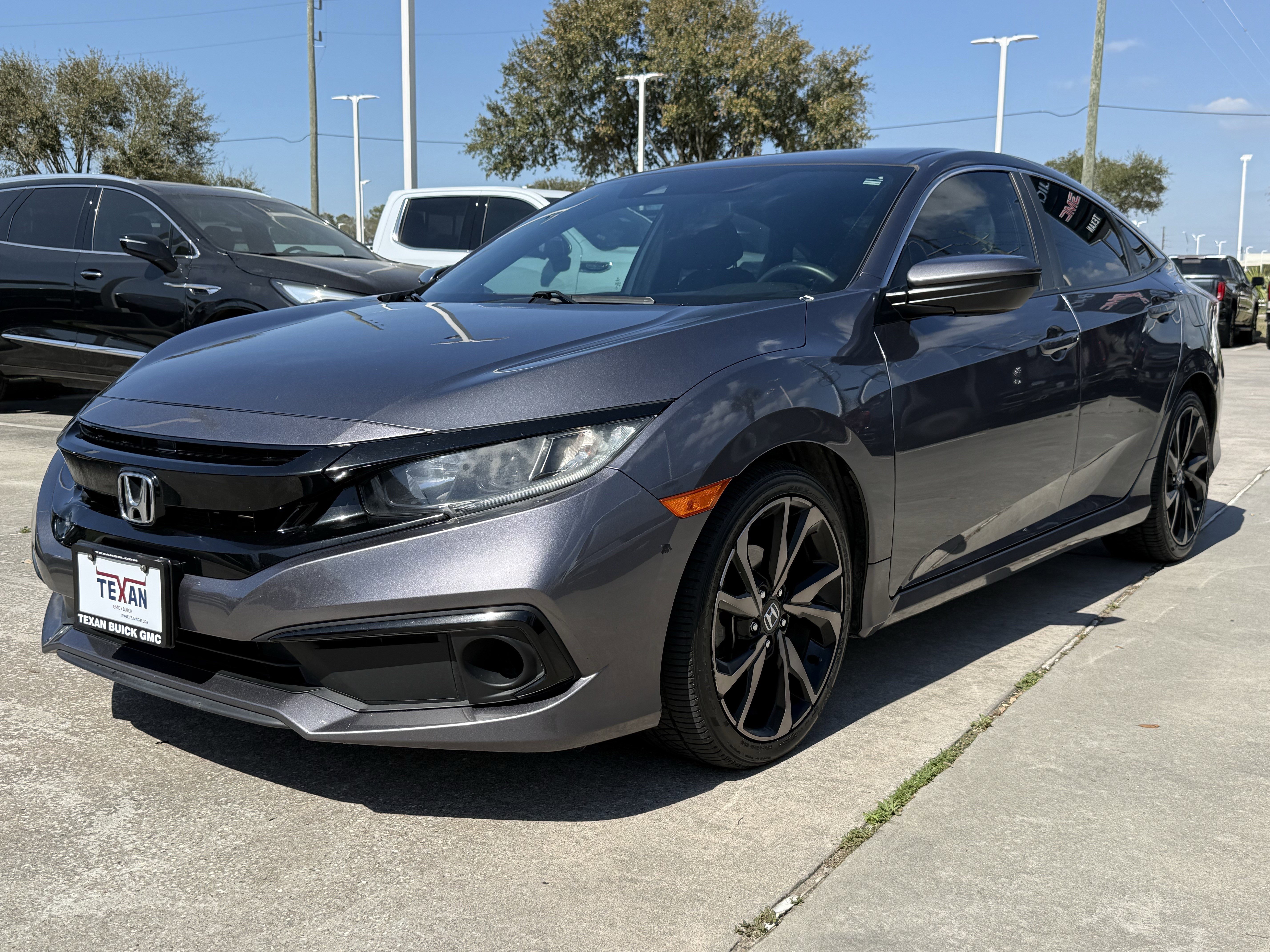 Used 2020 Honda Civic Sport image 9