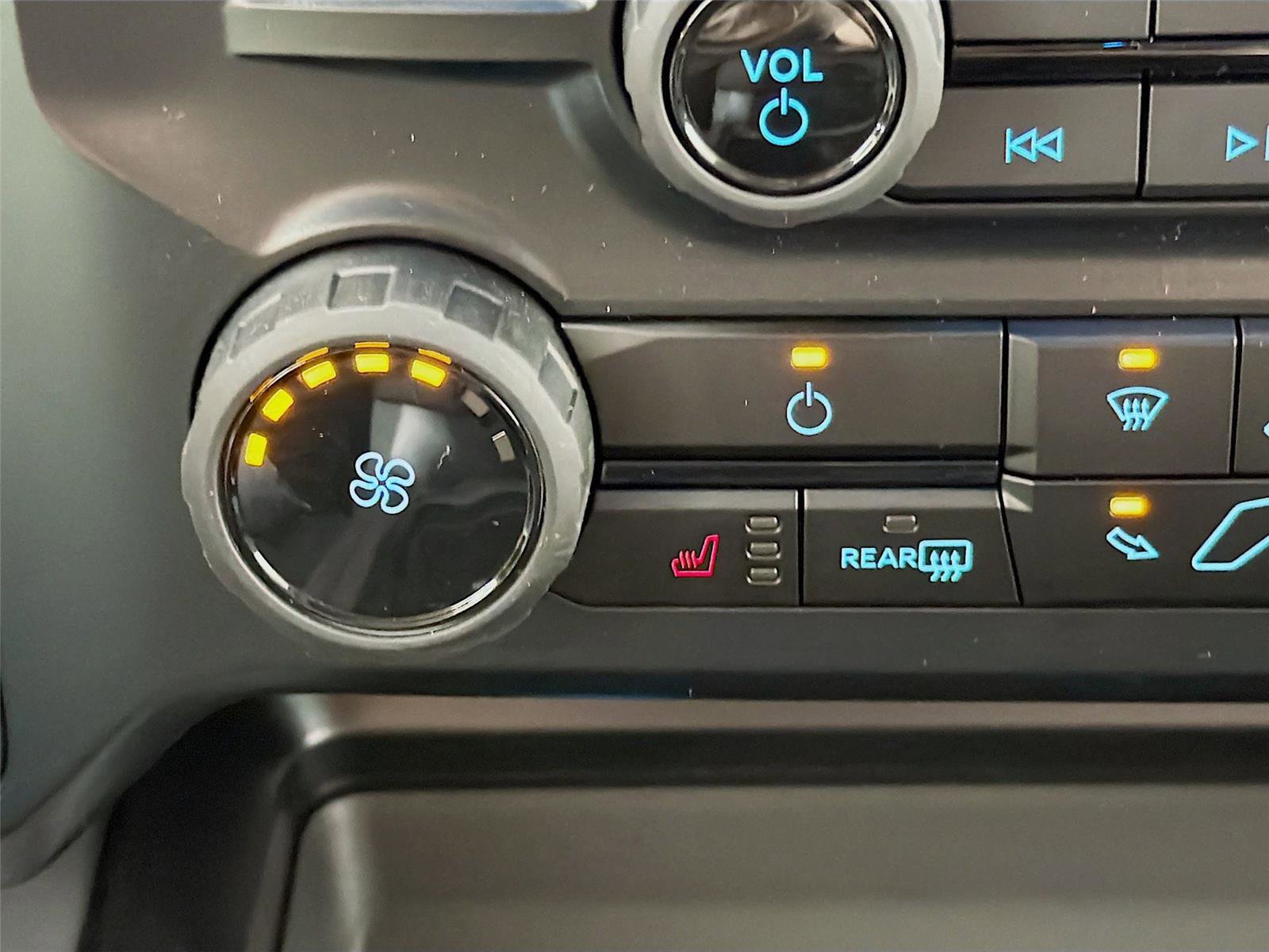New 2026 Ford F250 XLT w/ XLT Premium Package image 23